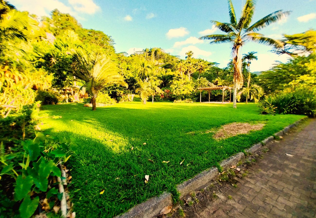 Casa em Mahina - TAHITI - Haumaru Beach Fare