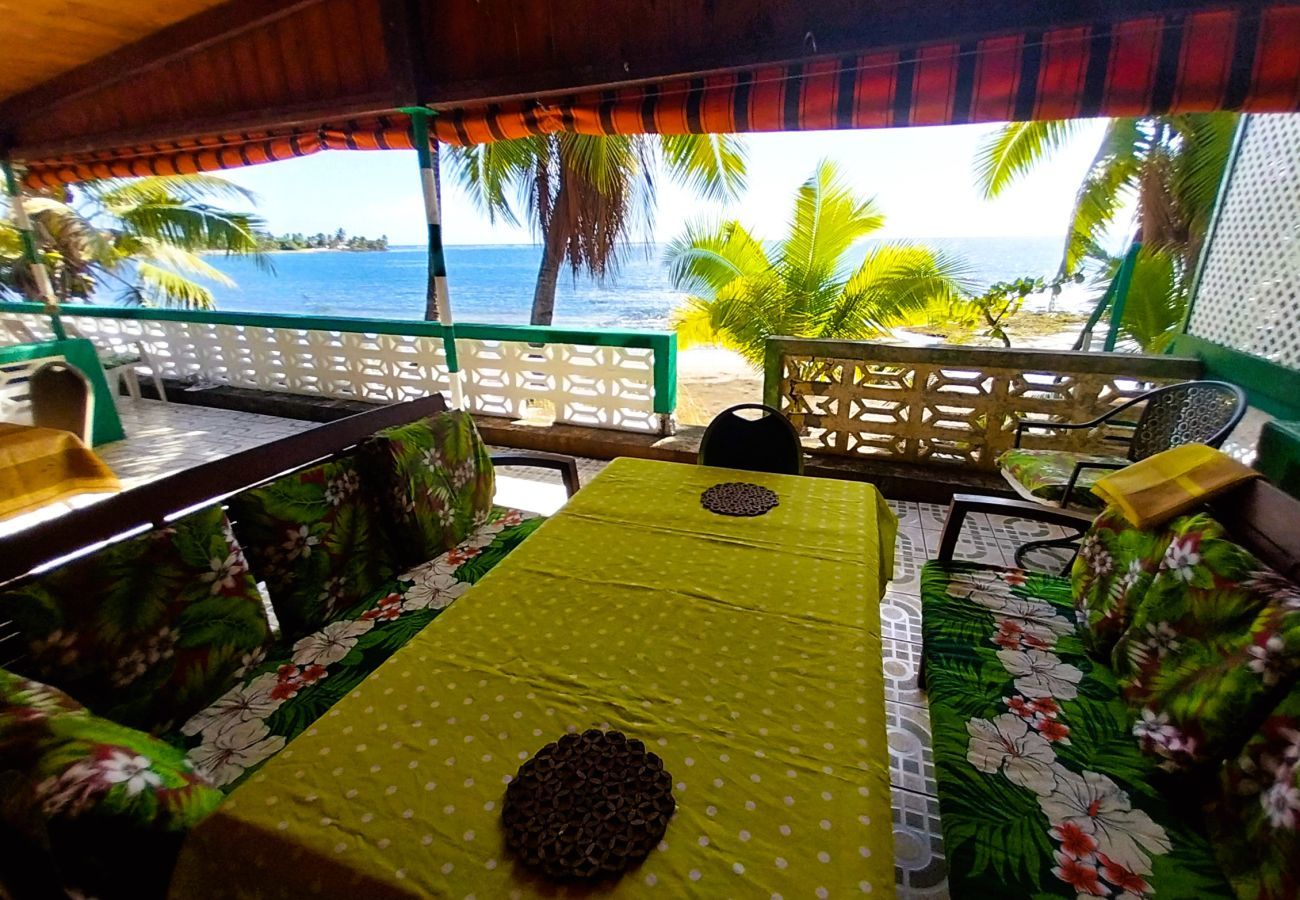 Bangalô em Arue - TAHITI - Matavai Bay Cottage