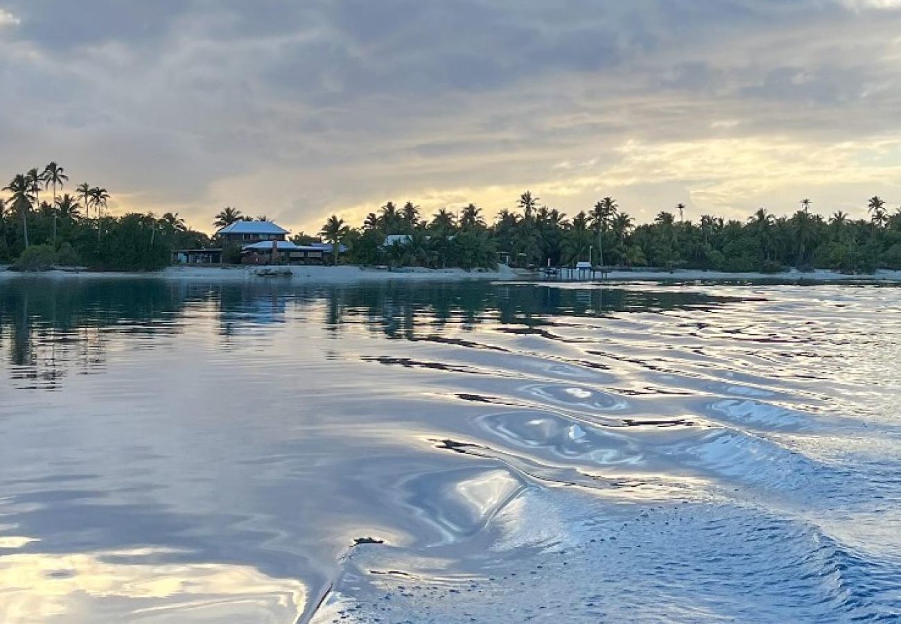 Bangalô em Avatoru - RANGIROA - Taiamani Bungalow