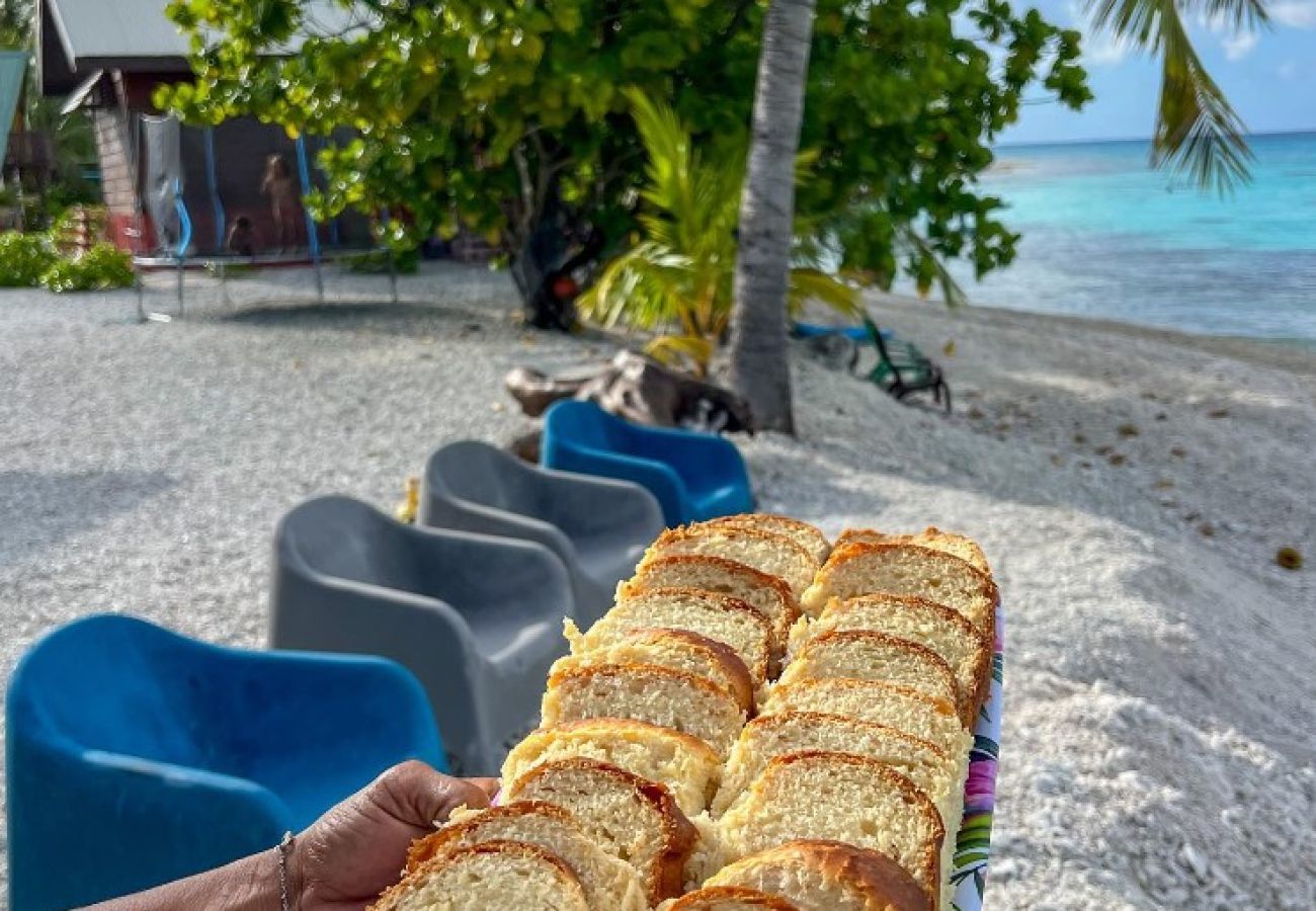 Bangalô em Avatoru - RANGIROA - Taiamani Bungalow