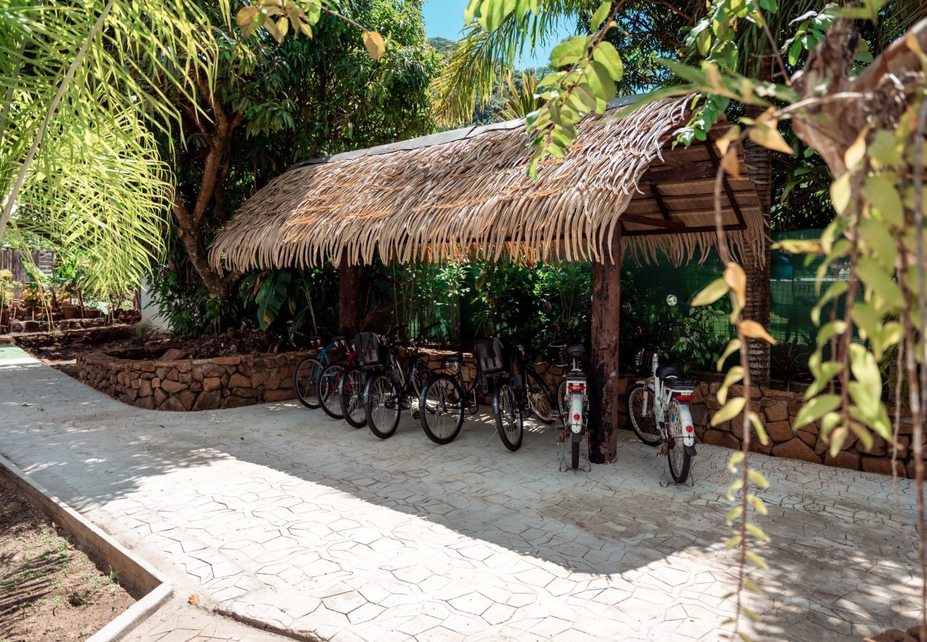 Bungalow in Haamene - TAHAA - Fare TIPANIER