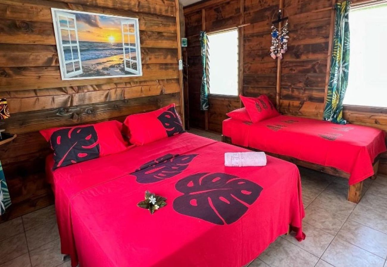 Komfortabler Bungalow für 3 Personen auf einem Motu in Rangiroa 