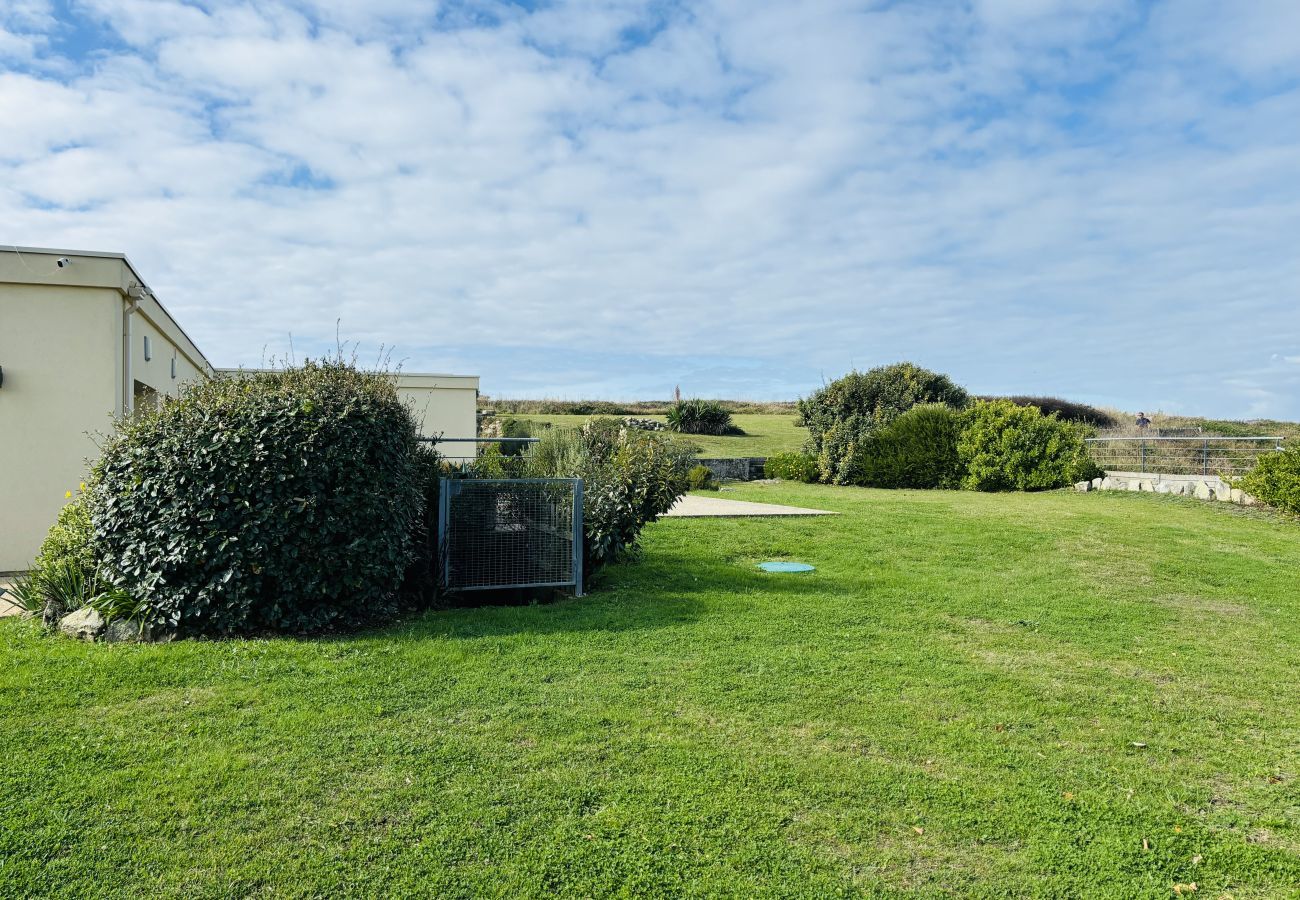 Villa in Ploemeur - BRETAGNE - La Villa Littorine 13p, Kerroc'h Plage