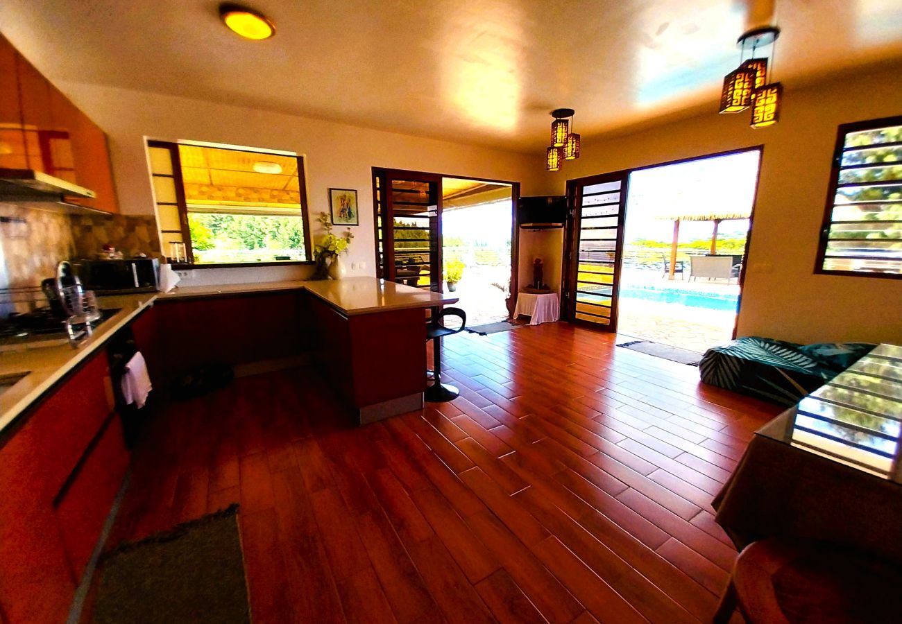 Villa in Punaauia - TAHITI HILLS LODGE -  12 pers